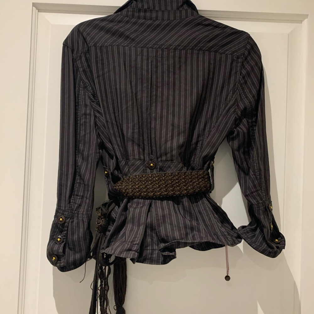 Hugo Boss-Designer  classy outfit. - Picture 4 of 6